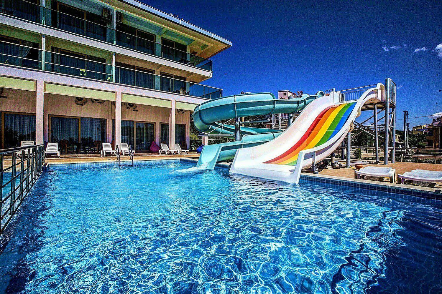 Ceti̇N Presti̇Ge Resort Ocaklar エクステリア 写真